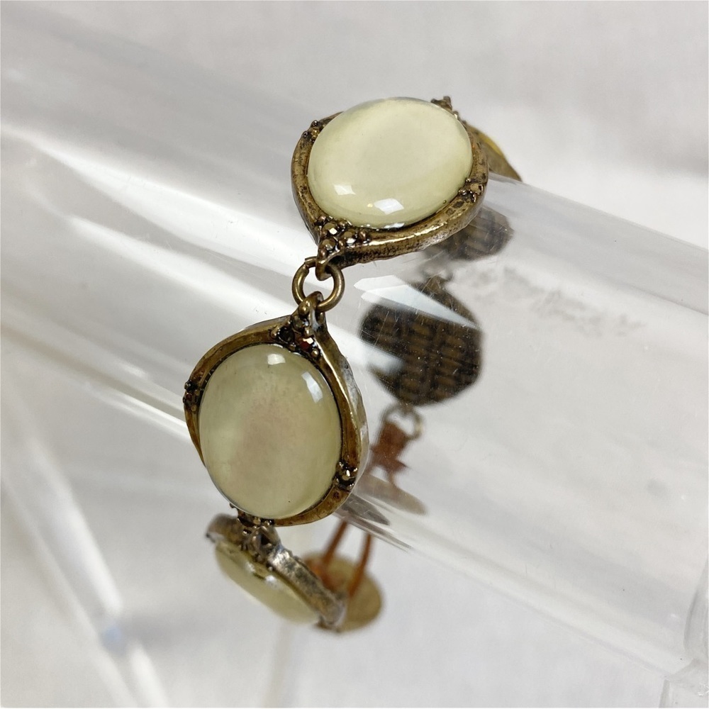 Lucky brand acrylic cabochon link bracelet with toggle closure